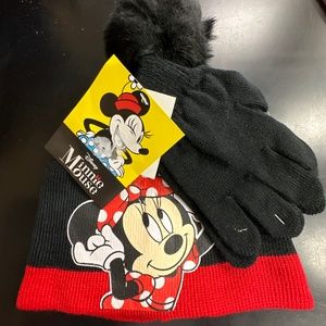 Minnie Mouse Beenie hat and gloves set